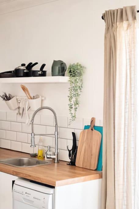 Penarth/Cardiff Bay: Deluxe Flat: 10 Mins To City! Luaran gambar