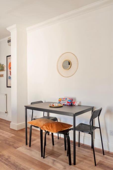 Penarth/Cardiff Bay: Deluxe Flat: 10 Mins To City! Luaran gambar